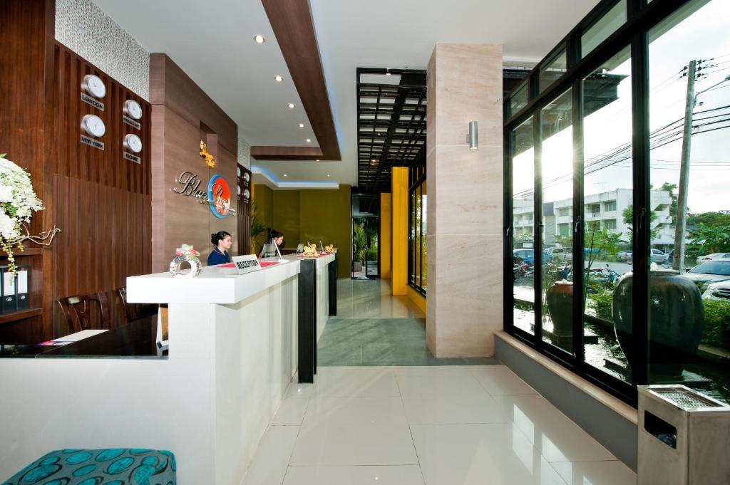 Blue Sky Patong Hotel Luaran gambar