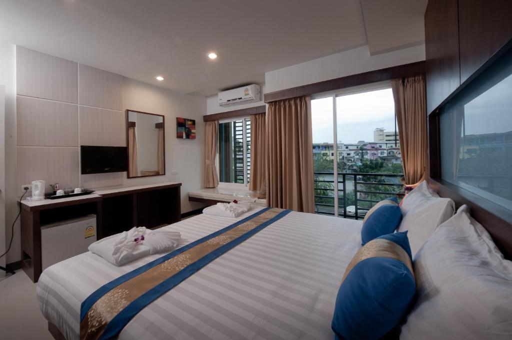 Blue Sky Patong Hotel Bilik gambar