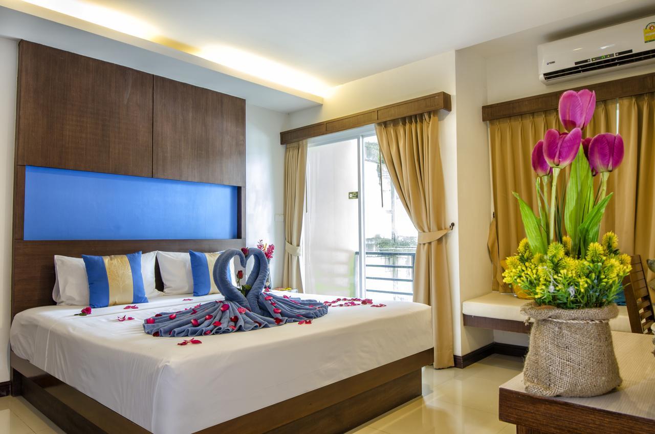 Blue Sky Patong Hotel Luaran gambar