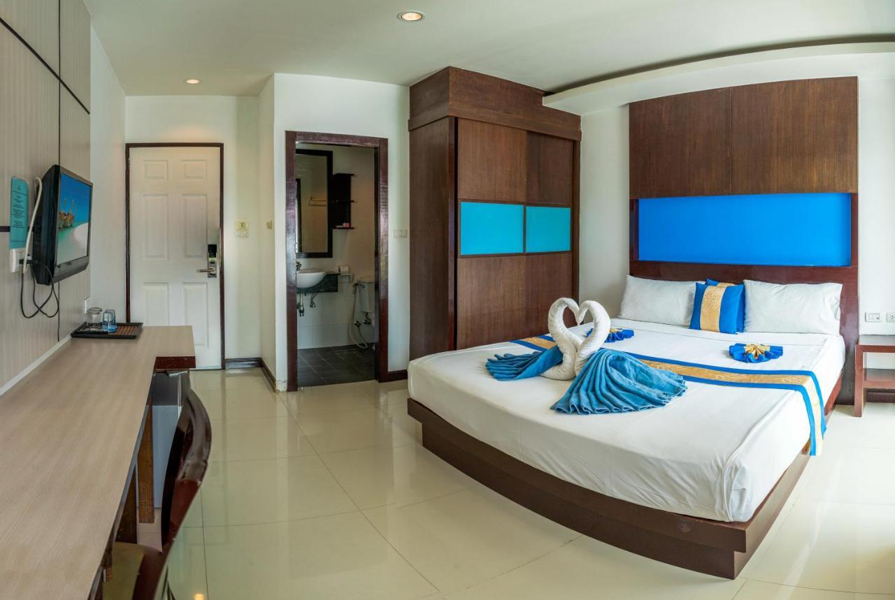 Blue Sky Patong Hotel Luaran gambar